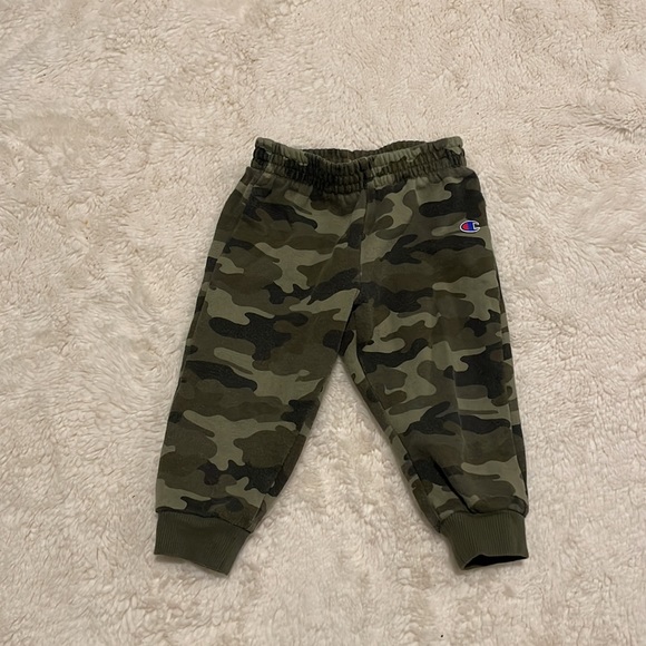 Champion Sweatpants Size 24 Months - Picture 1 of 3